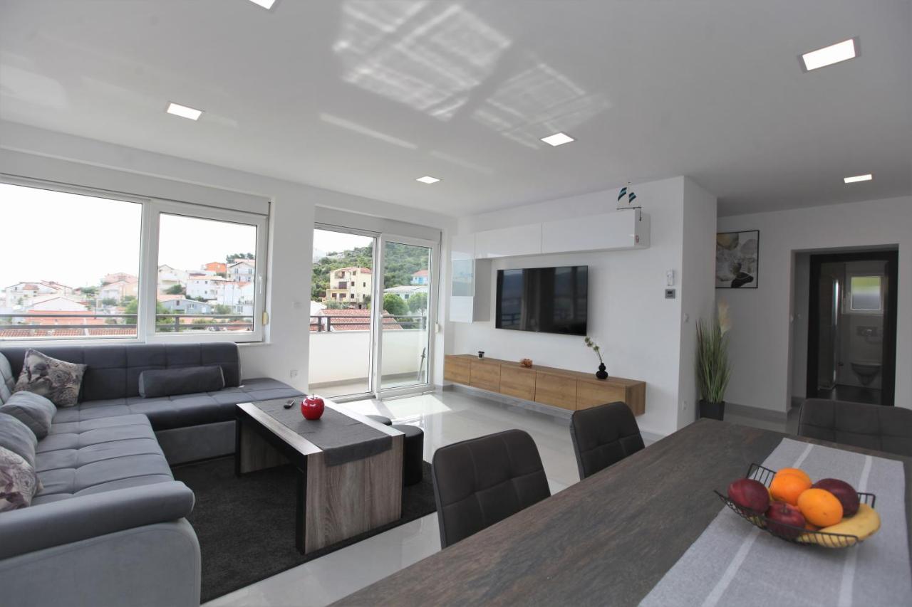 Apartmani Ive Trogir Exterior foto