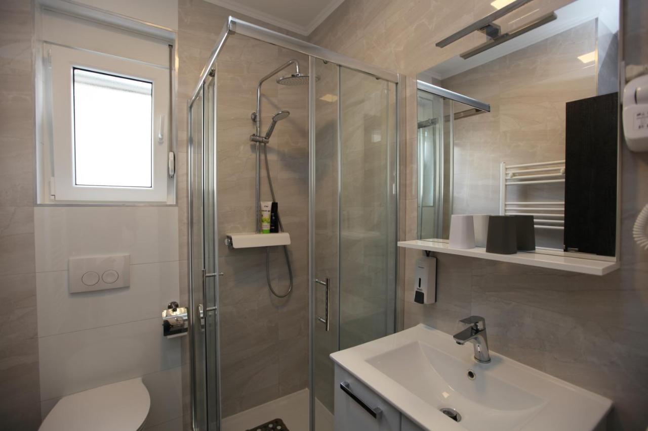 Apartmani Ive Trogir Exterior foto